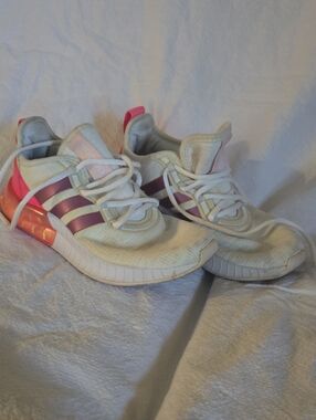 adidas Kids' White Sneakers with Pink Accents Sz 6.5